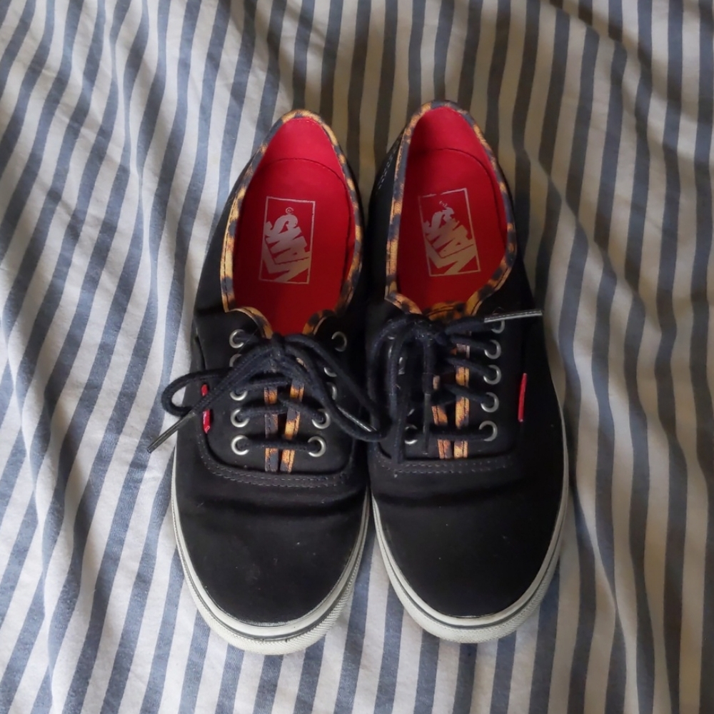 Black and leopard Vans